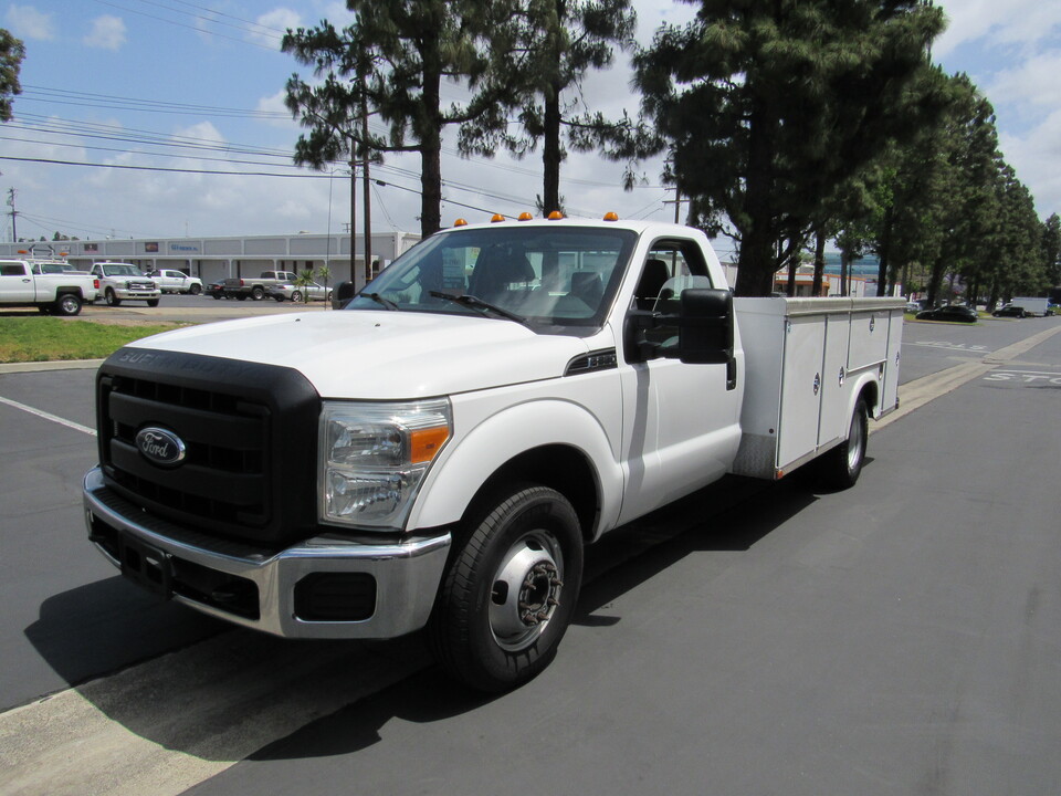 2015 Ford F-350 XL 12' UTILITY BED WITH LIFT -DRW  - 5244  - AZ Motors