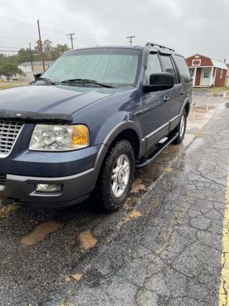 2006 Ford Expedition XLT Sport for Sale  - LL4372R  - Family Motors, Inc.