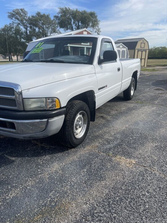 2001 Dodge Ram 1500  - Family Motors, Inc.