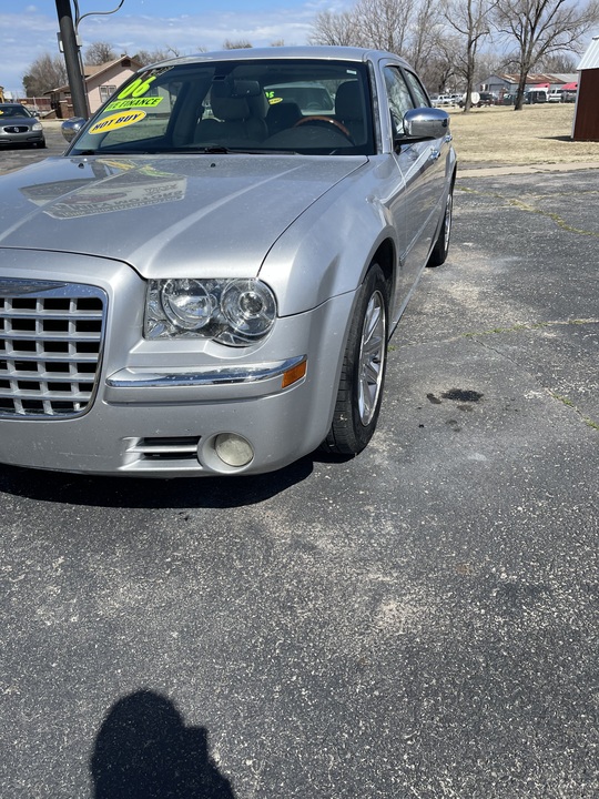 2006 Chrysler 300 C Hemi  - 4423 $1100.00 DOWN  - Family Motors, Inc.