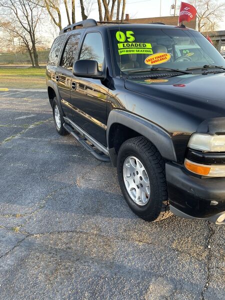 2005 Chevrolet Tahoe  - Family Motors, Inc.