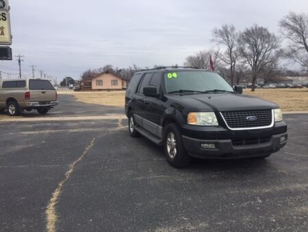 2004 Ford Expedition  - Family Motors, Inc.