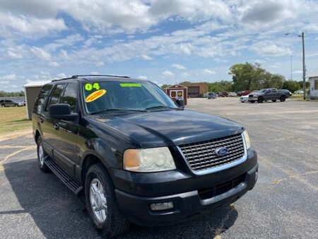 2004 Ford Expedition  - Family Motors, Inc.