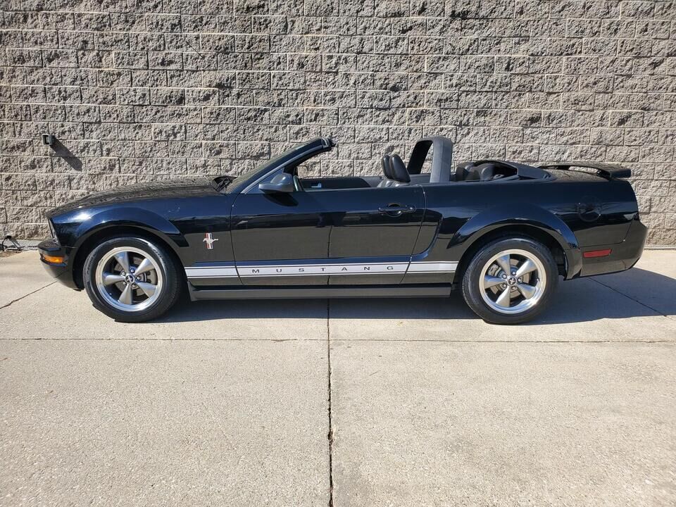 2006 Ford Mustang  - Nelson Automotive