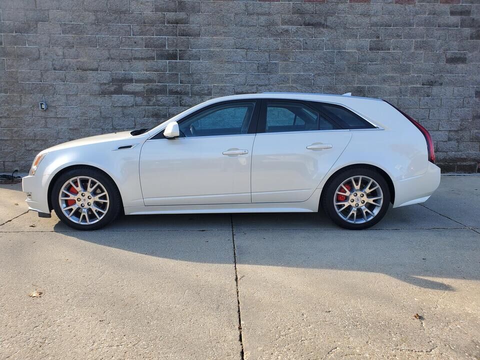 2014 Cadillac CTS Wagon  - Nelson Automotive