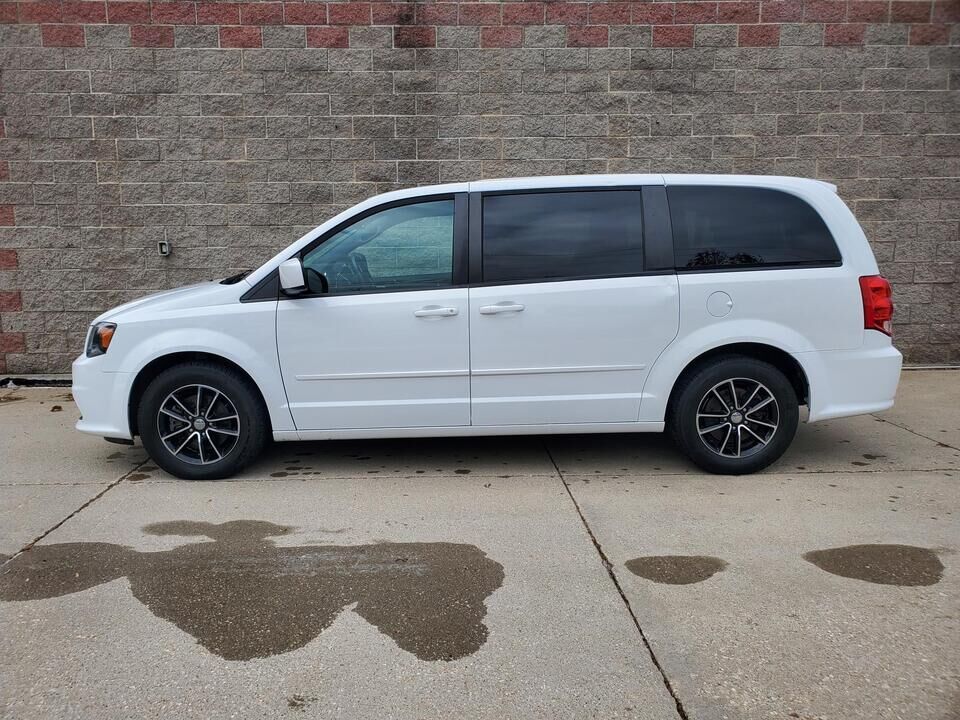 2016 Dodge Grand Caravan  - Nelson Automotive