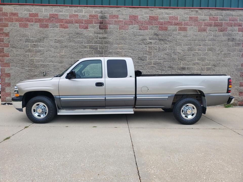 2000 Chevrolet Silverado 2500 LS Extended Cab/Long Box 2WD  - R60648  - Nelson Automotive