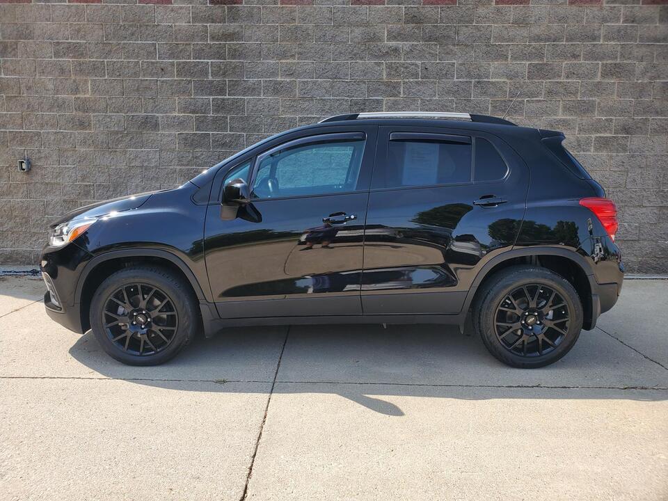 2022 Chevrolet Trax LT AWD Midnight Edition  - R24207  - Nelson Automotive