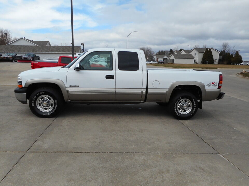 2002 Chevrolet Silverado 2500  - Nelson Automotive