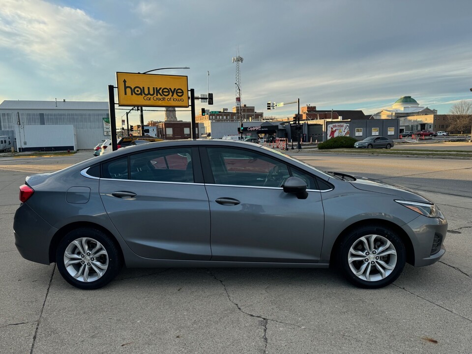 2019 Chevrolet Cruze LT TURBO  - 4189  - Hawkeye Car Credit - Newton