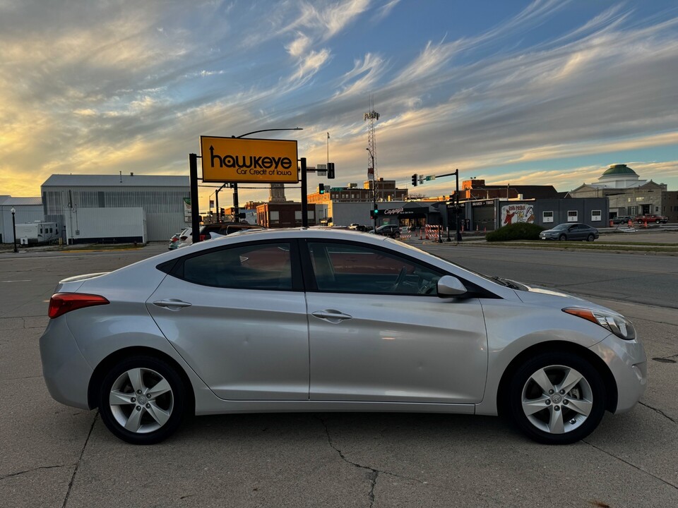 2013 Hyundai Elantra GLS  - 4191  - Hawkeye Car Credit - Newton