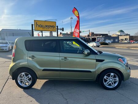 2011 Kia Soul  - Hawkeye Car Credit - Newton