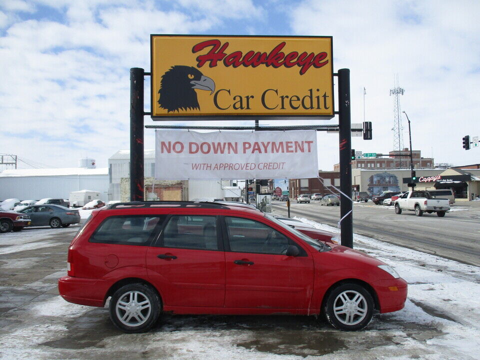 2001 Ford Focus  - Hawkeye Car Credit - Newton
