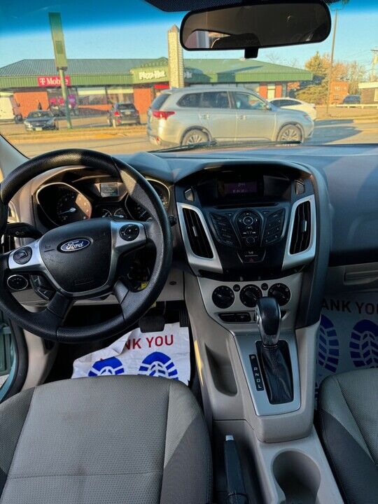 2012 Ford Focus  - Hawkeye Car Credit - Newton
