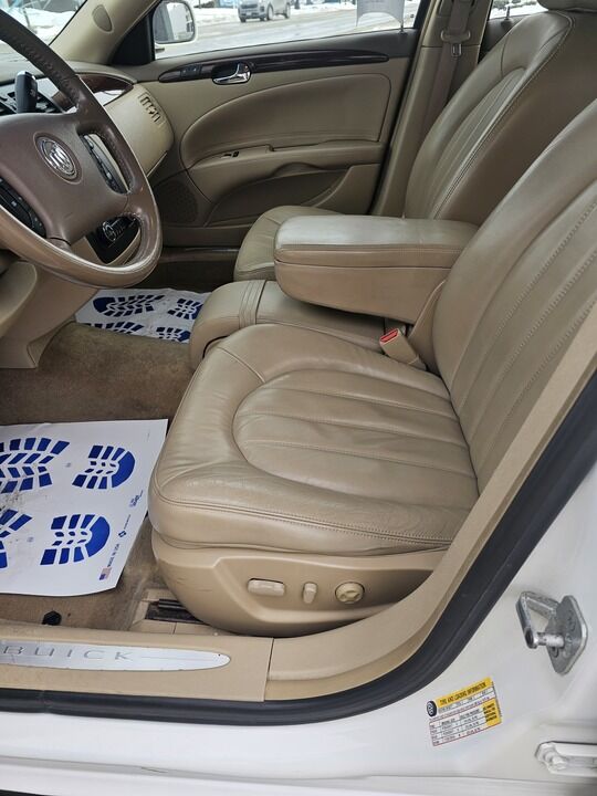 2006 Buick Lucerne  - Hawkeye Car Credit - Newton