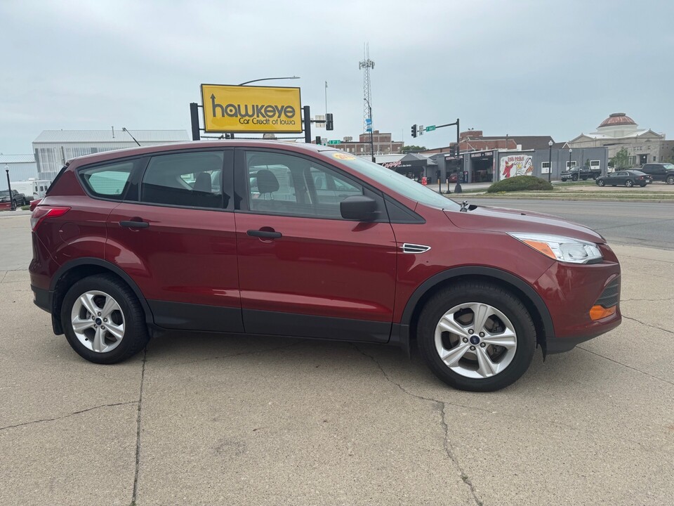2016 Ford Escape S  - 4240  - Hawkeye Car Credit - Newton