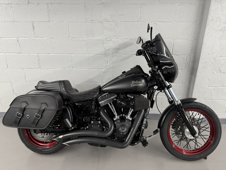 2016 Harley-Davidson Street Bob  - 16stb-439  - Triumph of Westchester