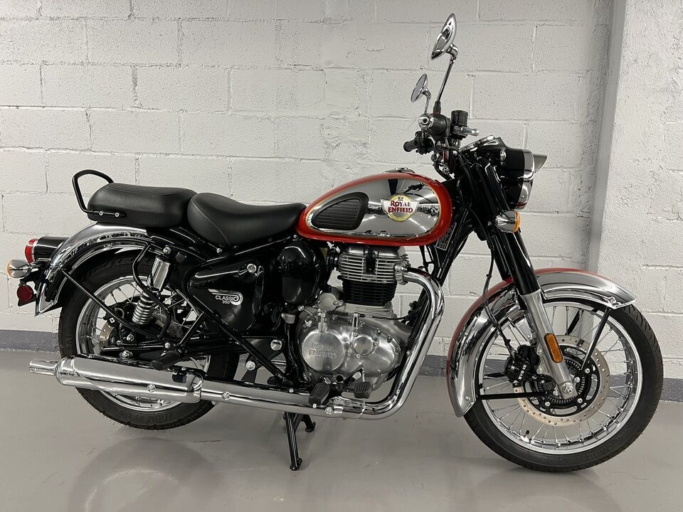 2023 Royal Enfield Classic 350  - Triumph of Westchester