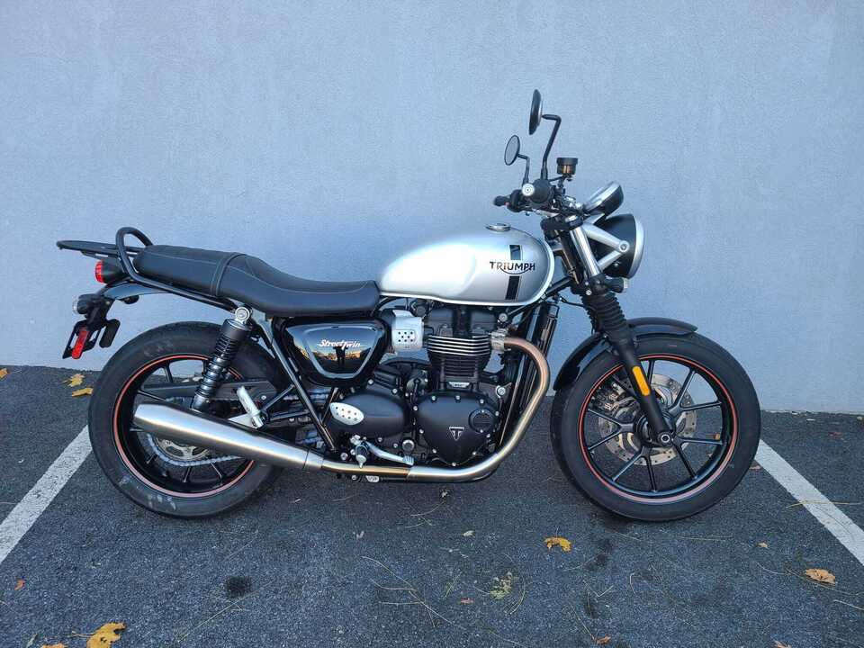 Second hand triumph street twin sales