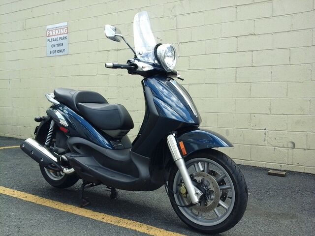 2007 Piaggio BV500  - Triumph of Westchester