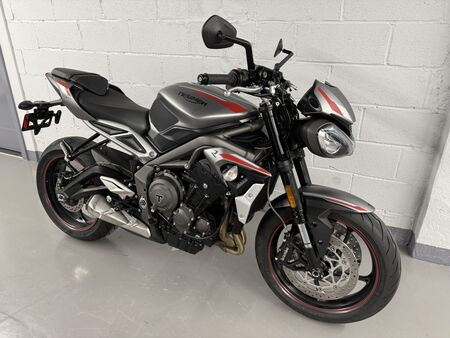 2022 Triumph Street Triple R  - Indian Motorcycle