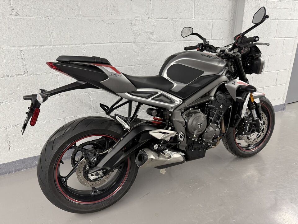 2022 Triumph Street Triple R  - Indian Motorcycle