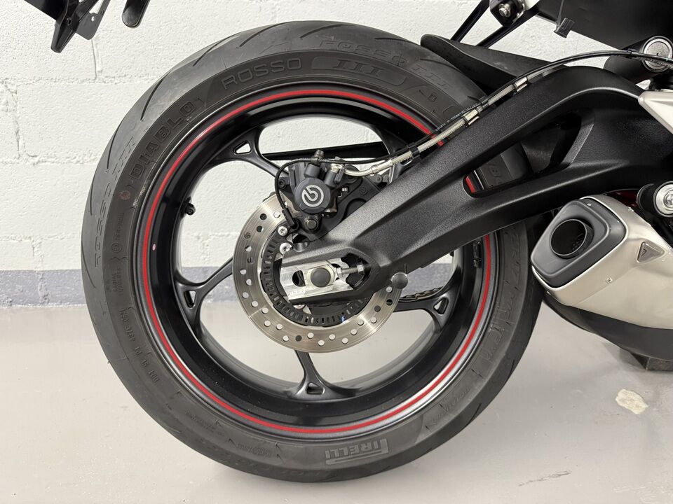 2022 Triumph Street Triple R  - Indian Motorcycle
