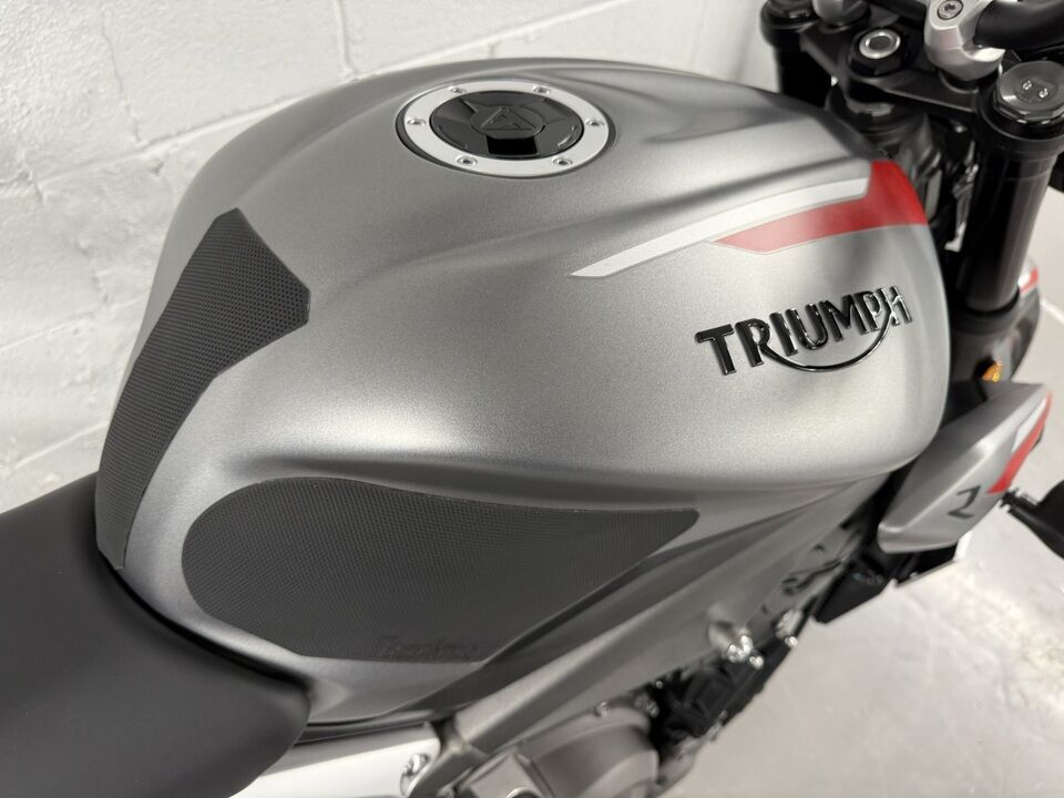 2022 Triumph Street Triple R  - Indian Motorcycle
