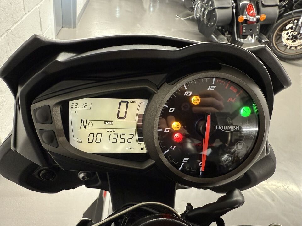 2022 Triumph Street Triple R  - Indian Motorcycle
