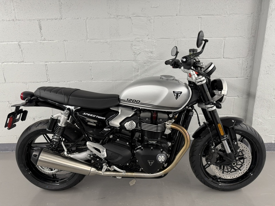 2025 Triumph SPEED TWIN 1200  - 25SpeedTwin  - Triumph of Westchester