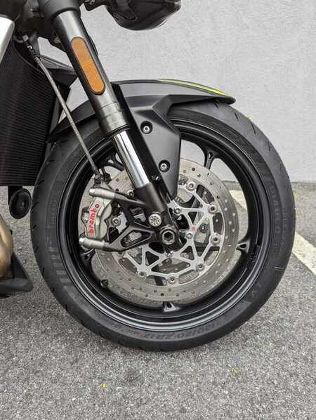 2020 Triumph Street Triple RS  - Indian Motorcycle