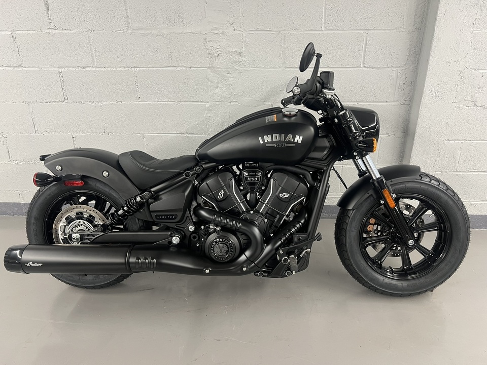 2025 Indian Scout Bobber Limited w/ Tech  - 25BOBLTDT  - Indian Motorcycle