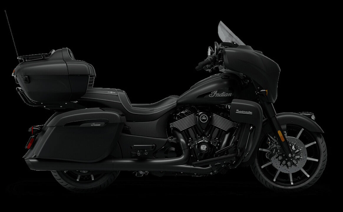 2024 Indian ROADMASTER DARK HORSE WITH POWERBAND AUDIO PACKAGE  - Indian Motorcycle