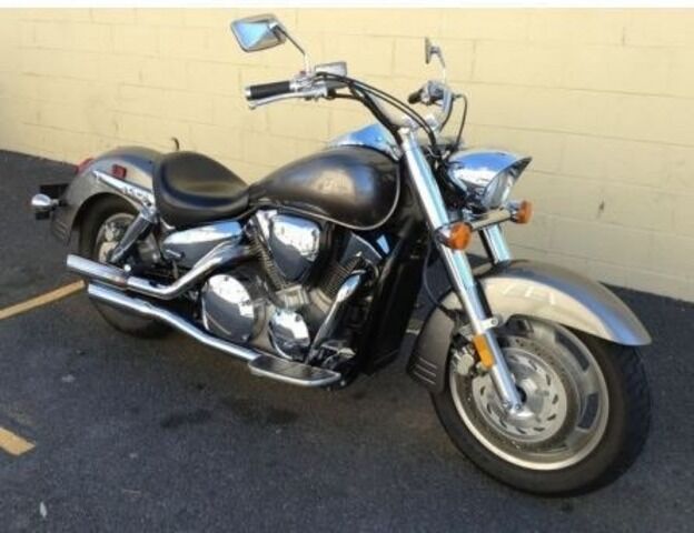 2007 Honda VTX 1300  - Triumph of Westchester