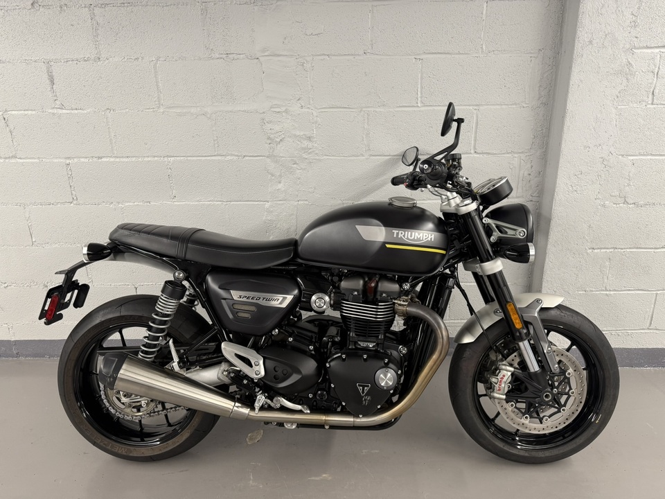 2022 Triumph Speed Twin  - 22Speedtwin-136  - Triumph of Westchester