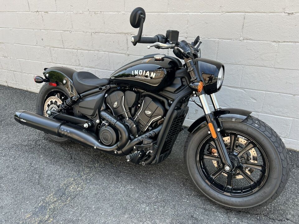 2025 Indian SCOUT BOBBER  - Triumph of Westchester