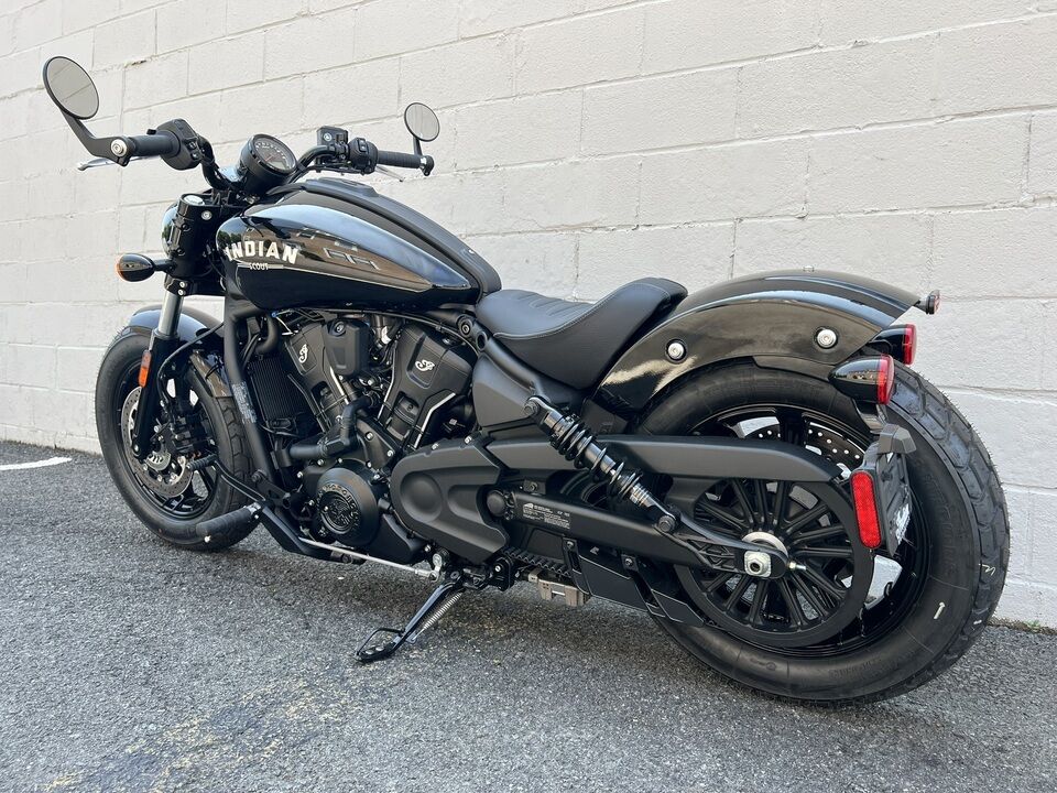 2025 Indian SCOUT BOBBER  - Triumph of Westchester