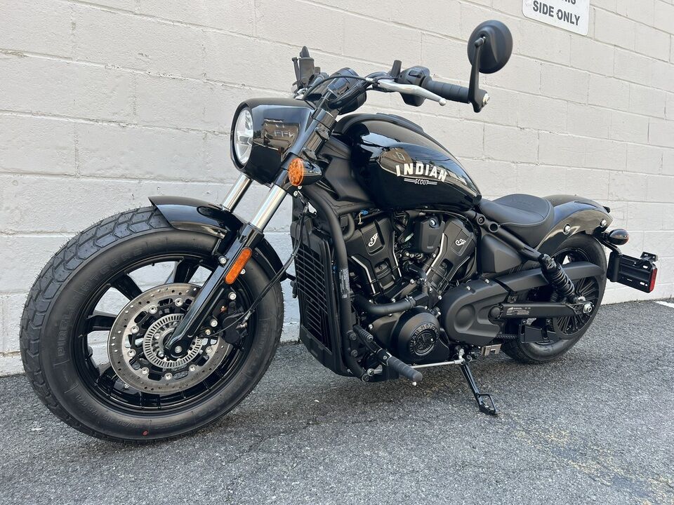 2025 Indian SCOUT BOBBER  - Triumph of Westchester