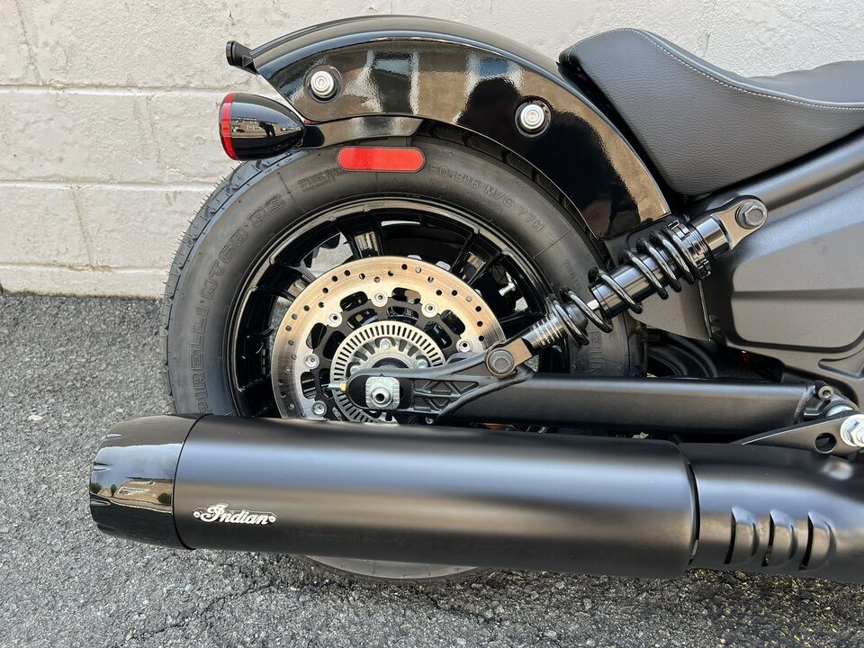 2025 Indian SCOUT BOBBER  - Triumph of Westchester