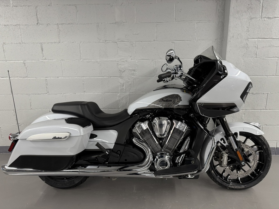 2024 Indian CHALLENGER LIMITED WITH POWERBAND AUDIO PACKAGE  - ChallLim-245  - Indian Motorcycle