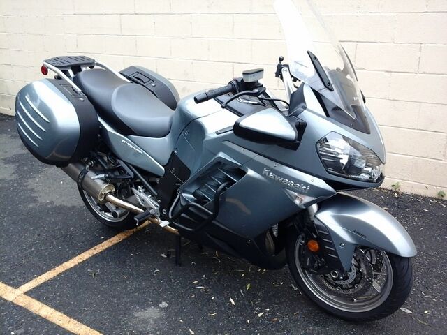 2008 Kawasaki Concours  - Triumph of Westchester