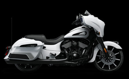 2024 Indian CHIEFTAIN DARK HORSE WITH POWERBAND AUDIO PACKAGE  - Indian Motorcycle