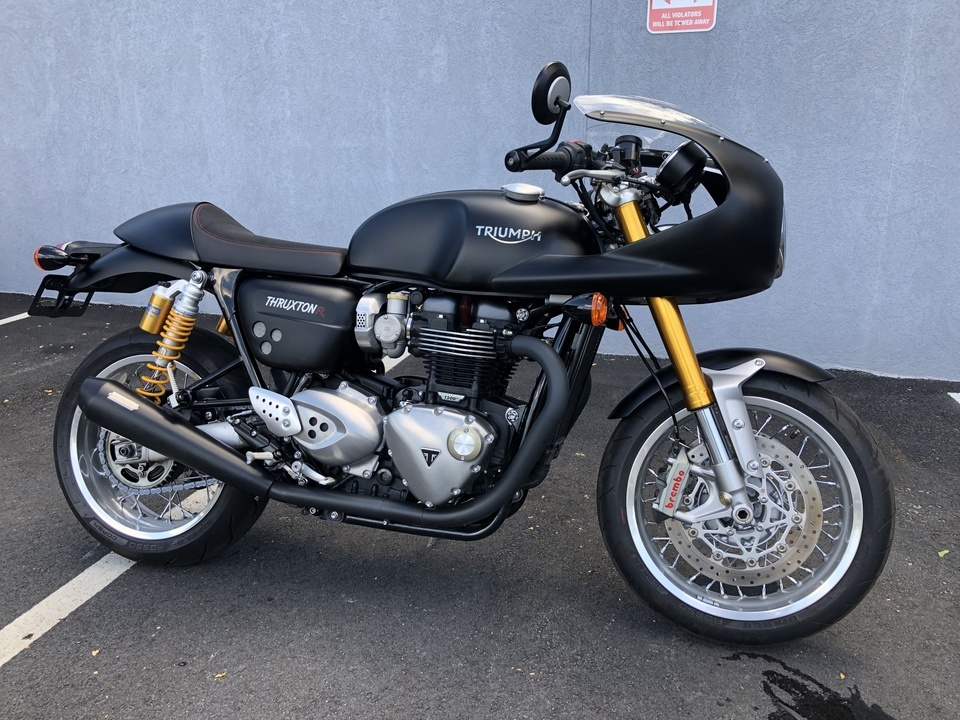 Thruxton r deals black