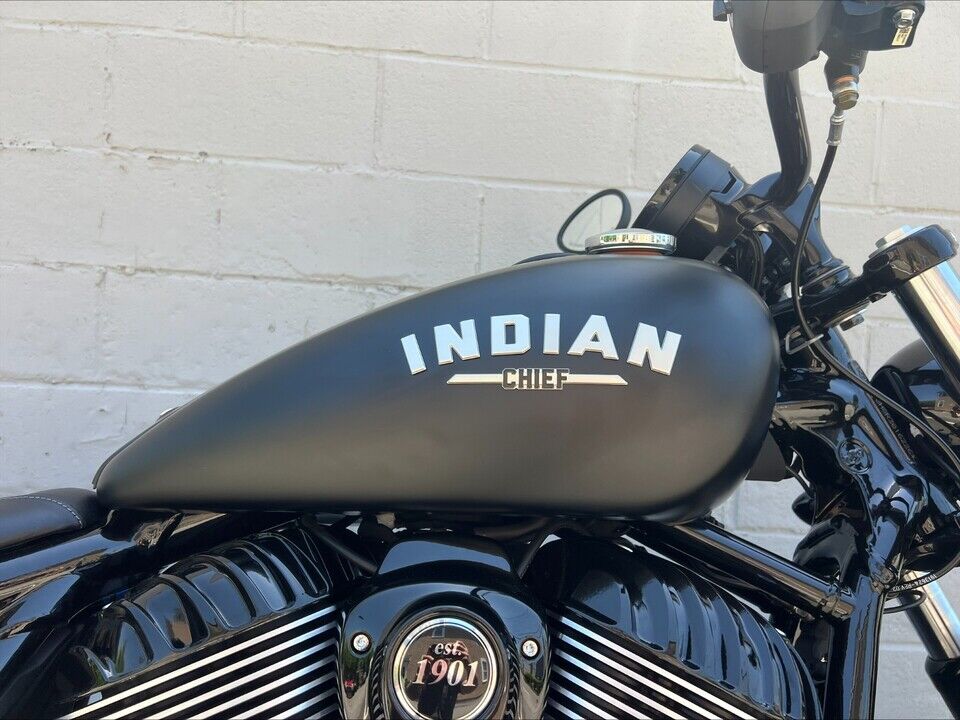 2024 Indian Chief Dark Horse  - Triumph of Westchester