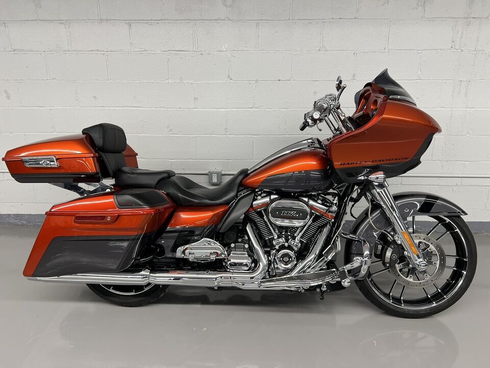 2018 Harley-Davidson FLTRXSE CVO ROAD GLIDE  - Triumph of Westchester