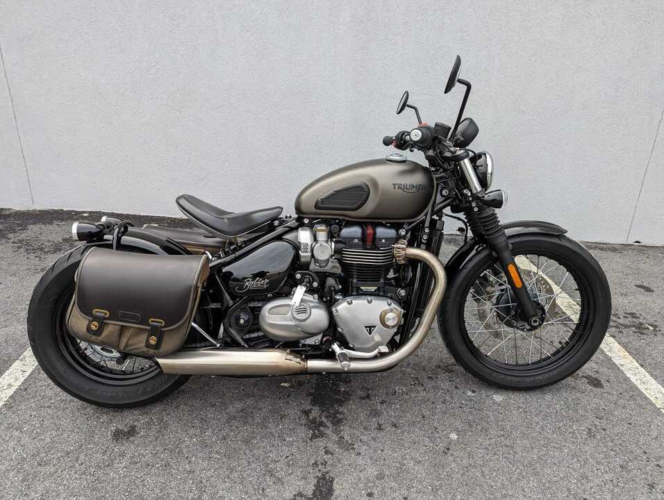 Triumph bobber clearance 2017