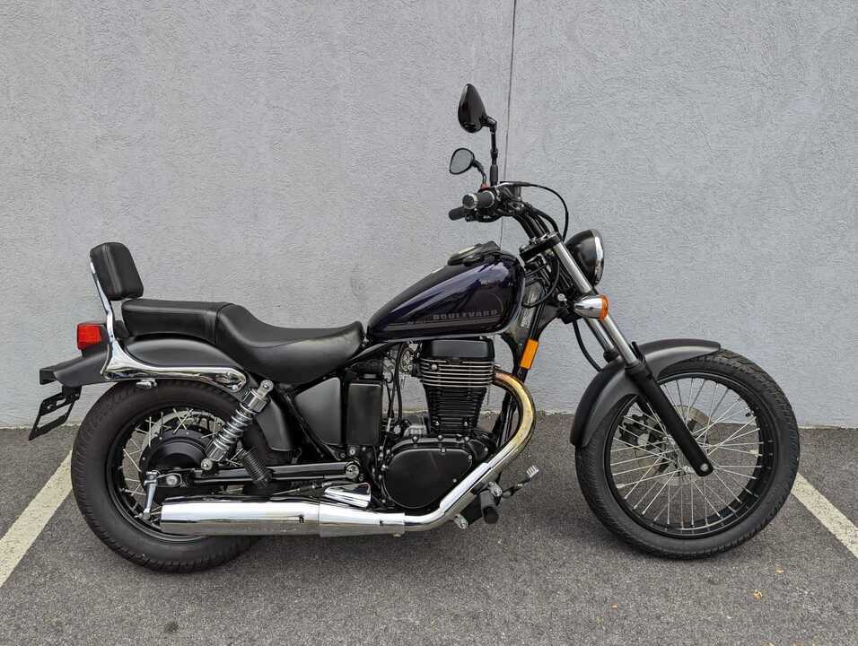 2018 Suzuki Boulevard S40 Stock 18S40074 White Plains NY 10607