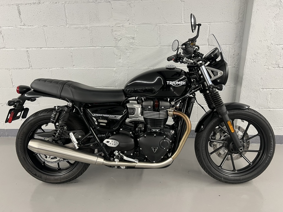 2023 Triumph Speed Twin 900  - 23SpeedTwin900-932  - Indian Motorcycle