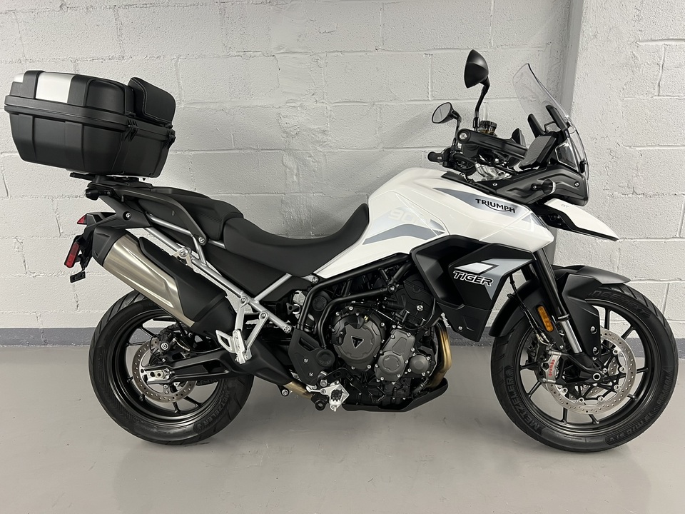 2023 Triumph Tiger 900 GT Low  - 23Tiger900GTL-481  - Triumph of Westchester