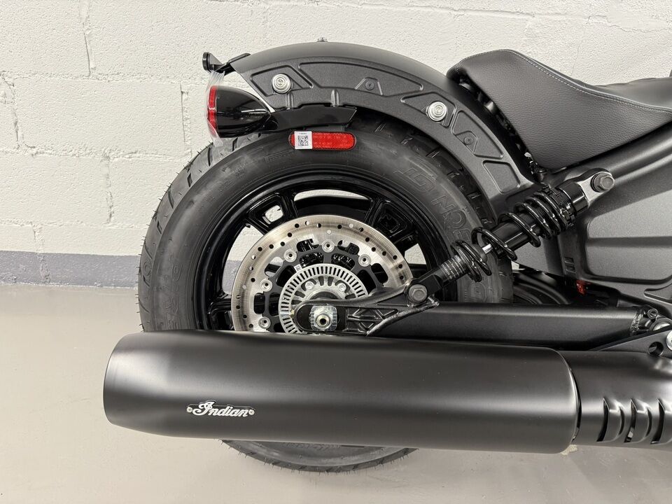 2025 Indian SCOUT BOBBER SIXTY  - Triumph of Westchester